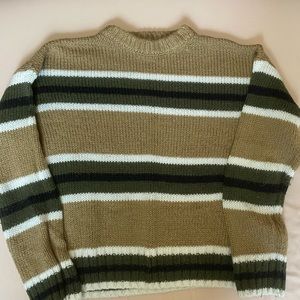 Urban outfitters knit sweater size small